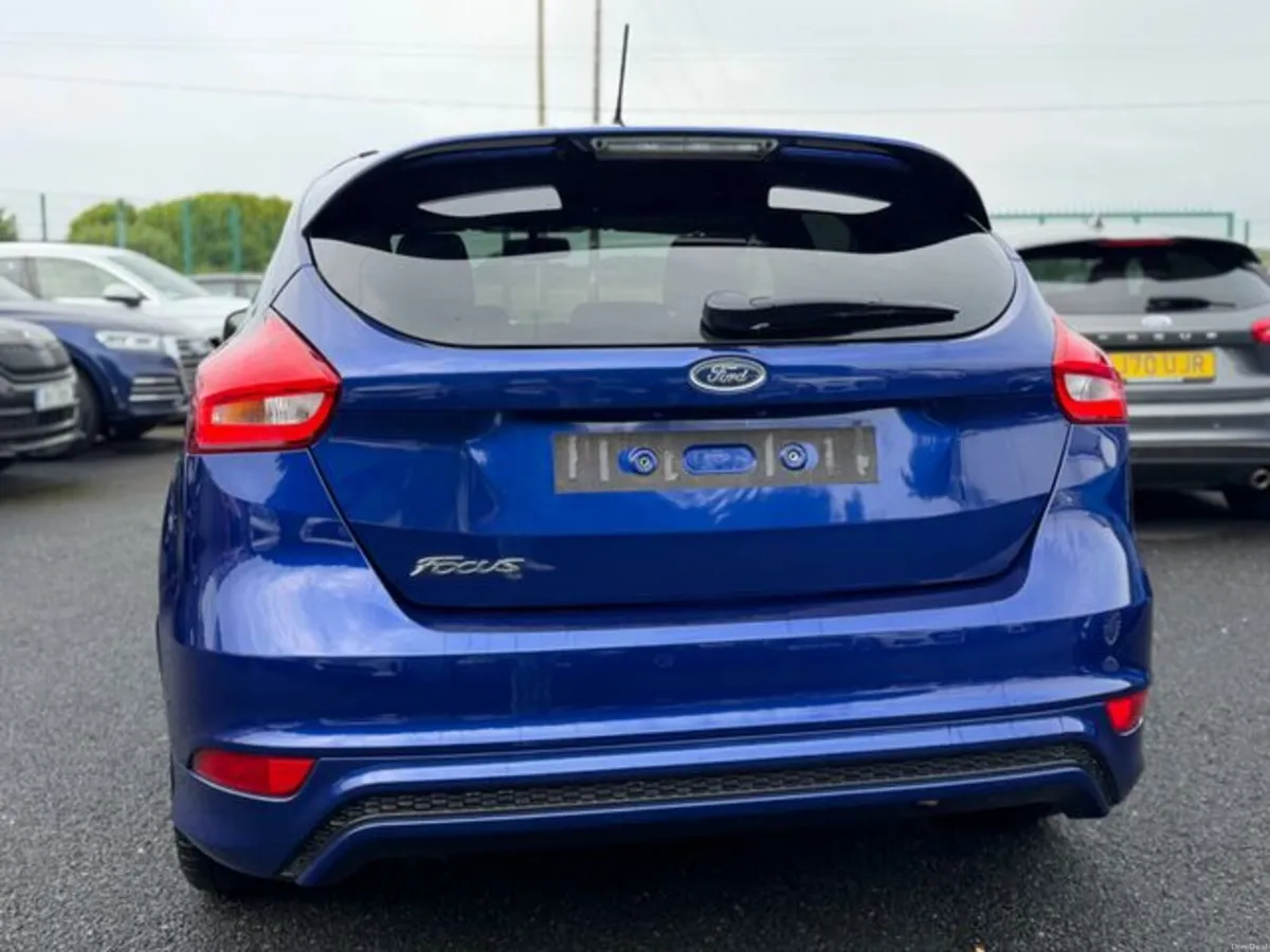 Ford Focus ST-LINE TDCI - Image 4