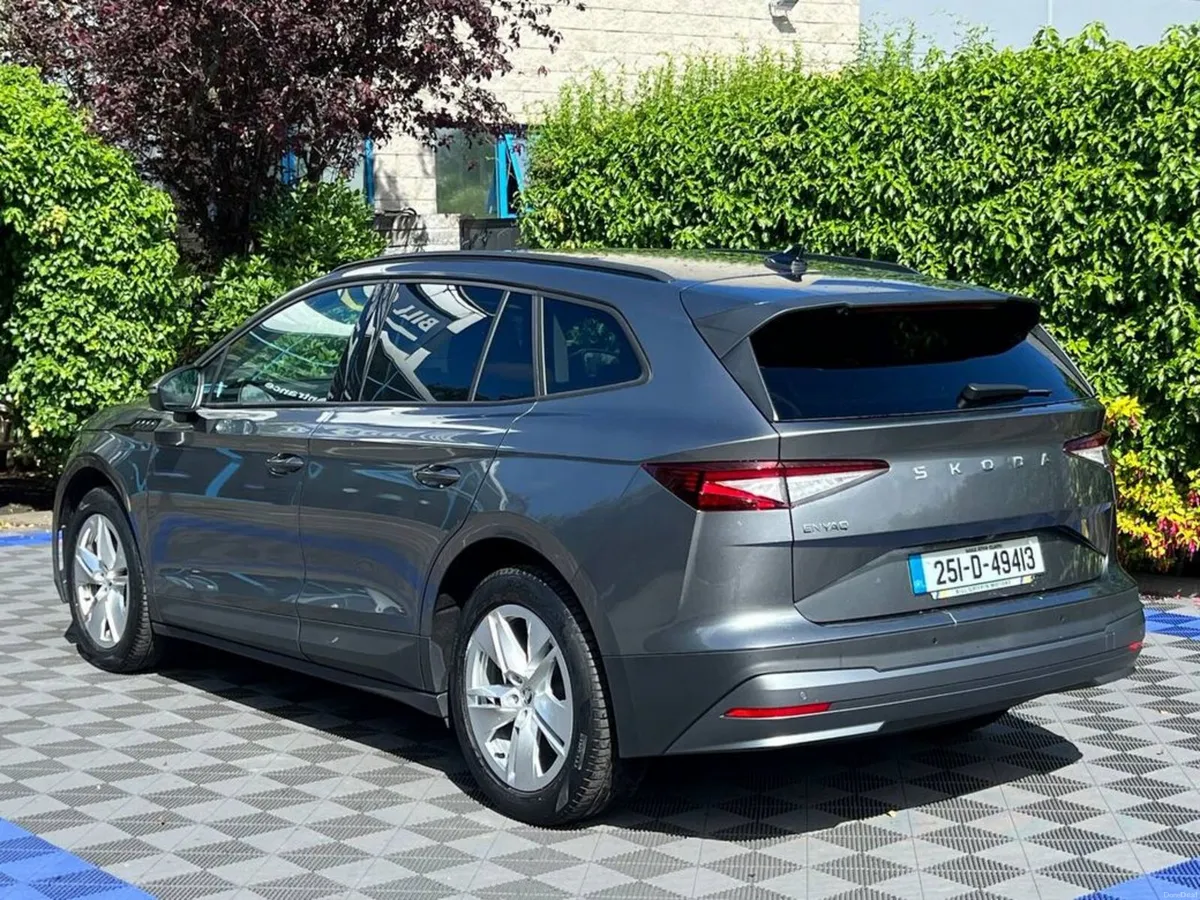 Skoda Enyaq 50 EDITION 52KWH ** TINY MILEAGE ** // - Image 6