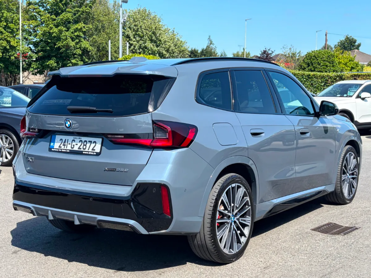 BMW X1 M-SPORT X1 1.5 Hybrid Auto *One Owner* FSH - Image 5