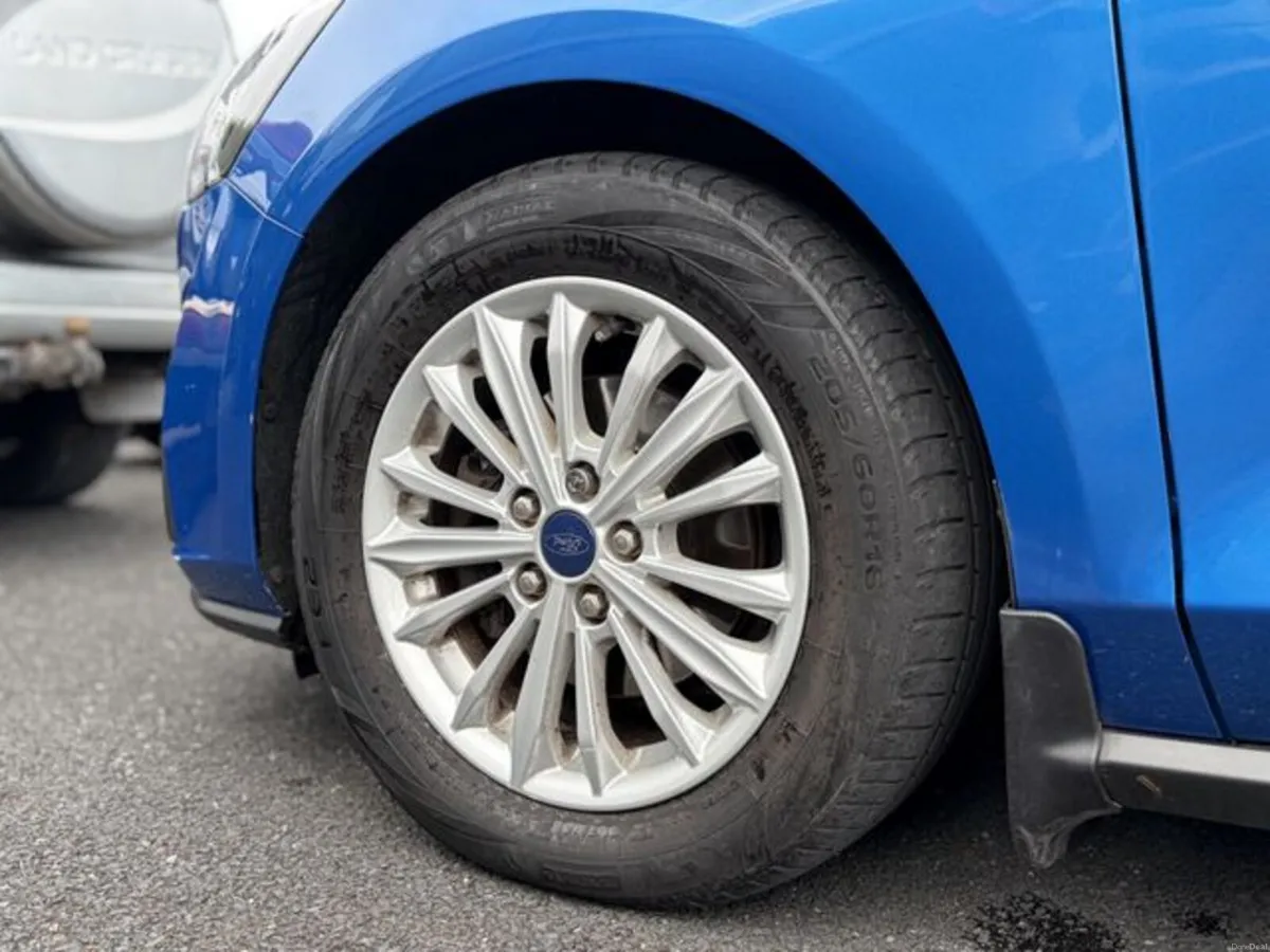 Ford Focus TITANIUM TDCI - Image 6