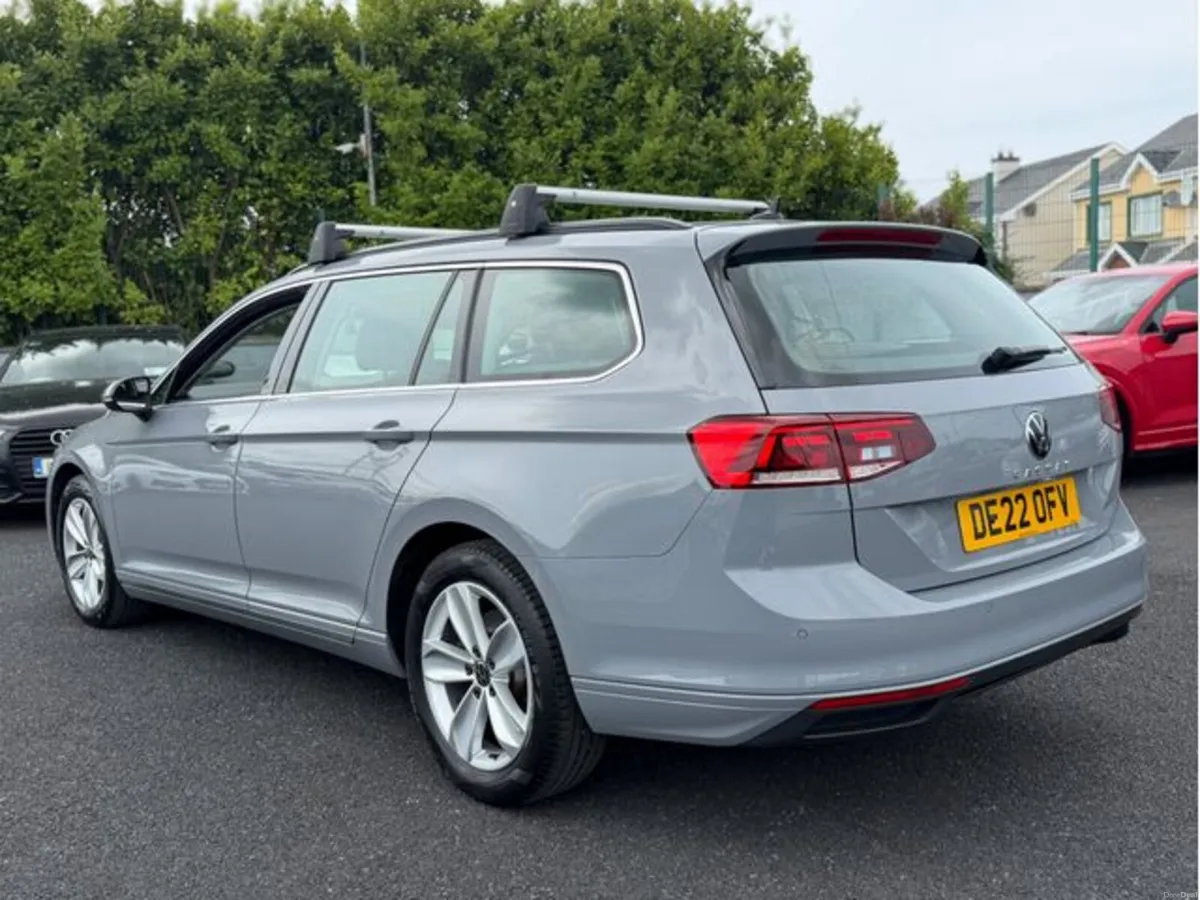 Volkswagen Passat SE NAV TDI - Image 4