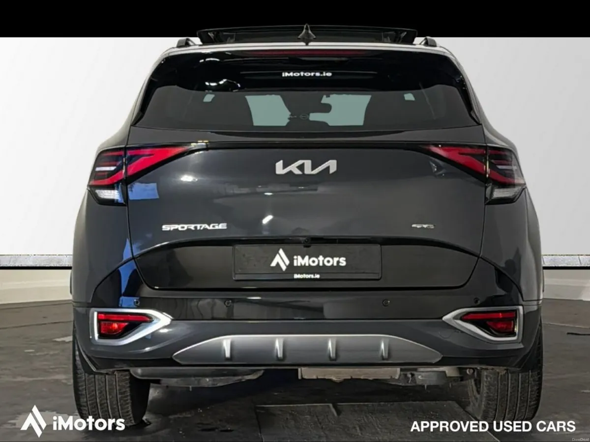 Kia Sportage GT-LINE SUNROOF Mhev MY23 5DR - Image 4