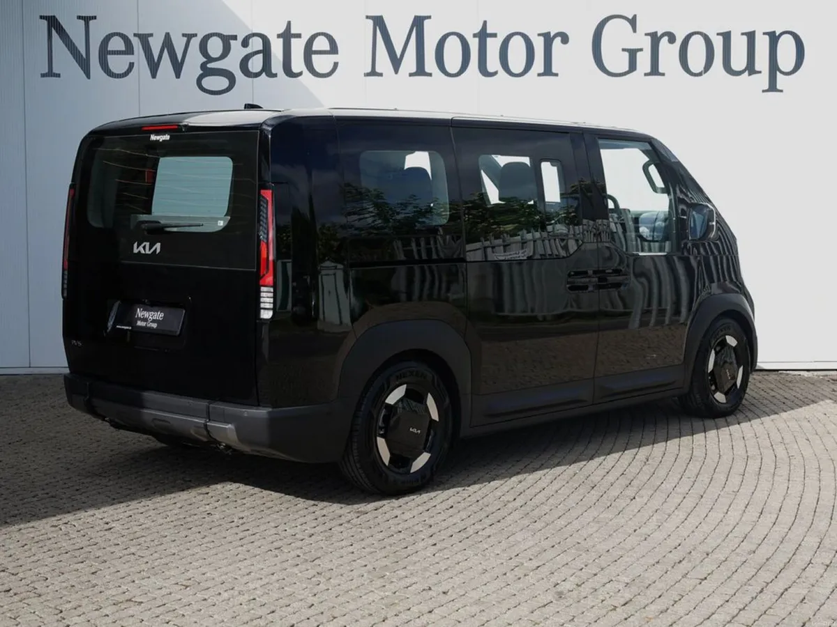 Kia PV5 Wheelchair Accessible K4 Passenger - Image 5