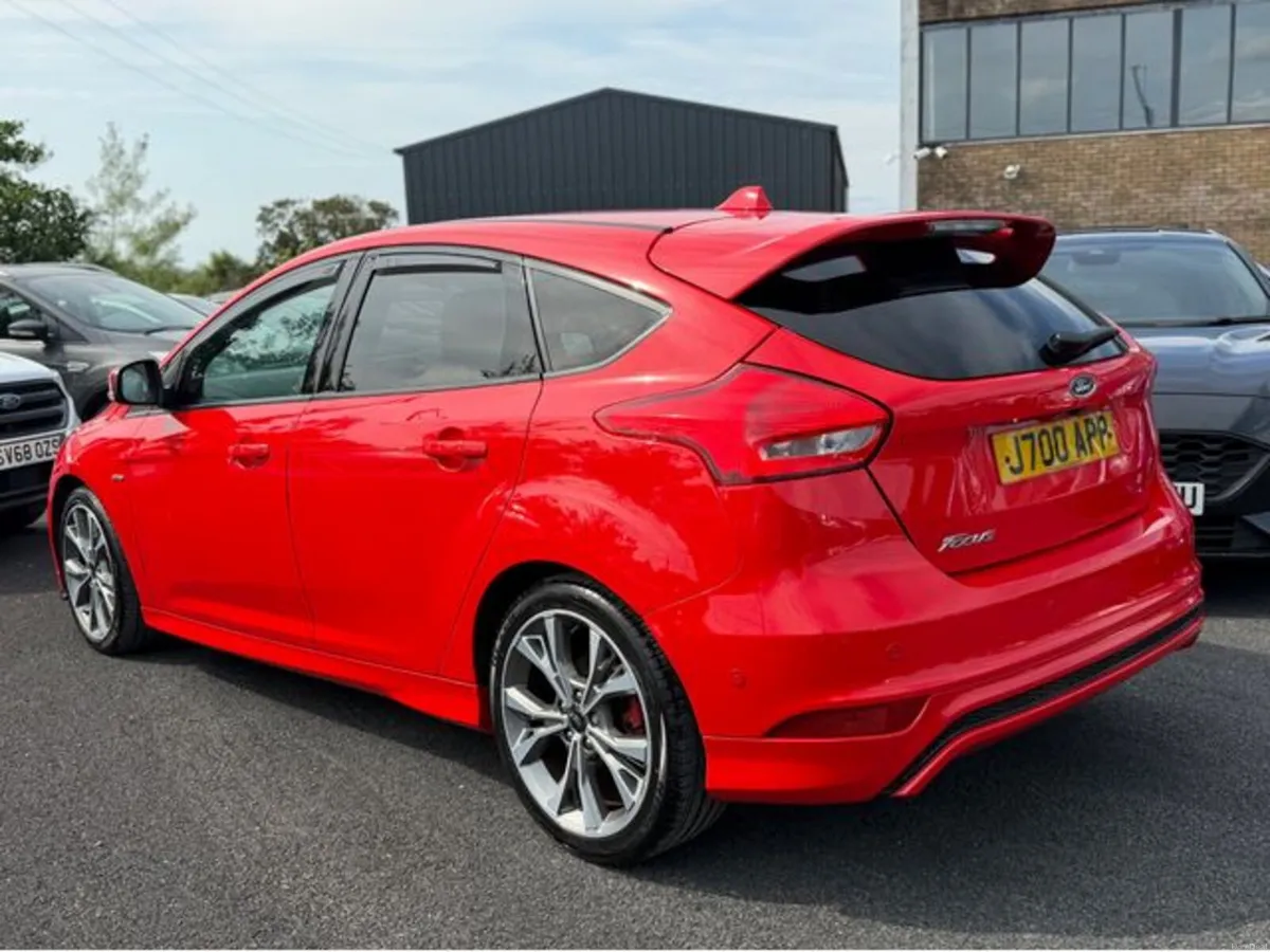 Ford Focus ST-LINE TDCI - Image 4