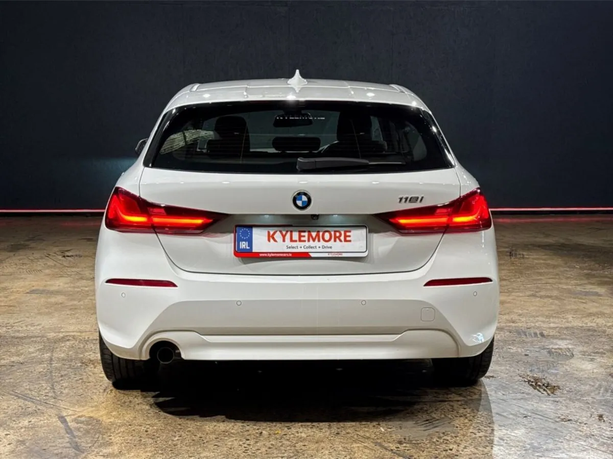 BMW 1-Series 1.5 AUTOMATIC - ALLOY WHEELS - CRUISE - Image 4