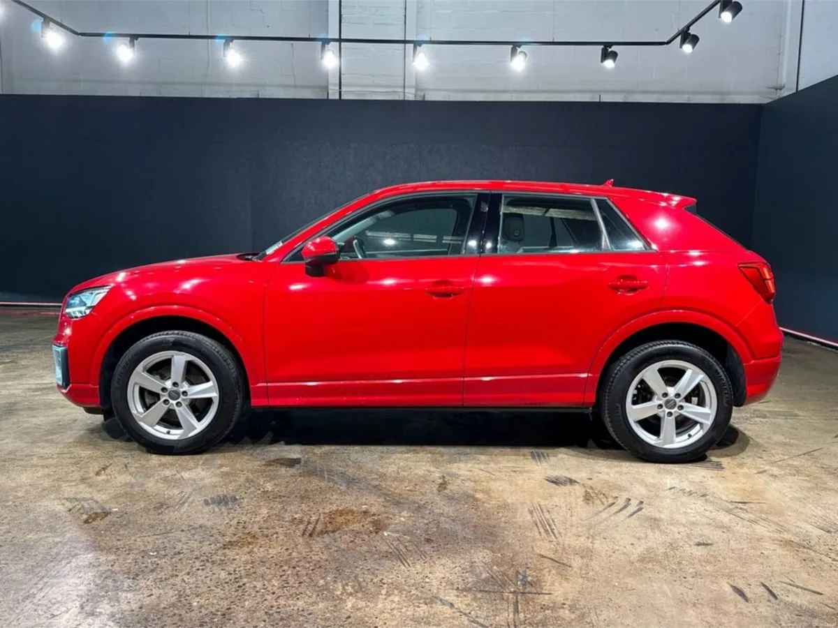 Audi Q2 1.0 TFSI SPORTS - CRUISE CONTROL - HEATED - Image 6