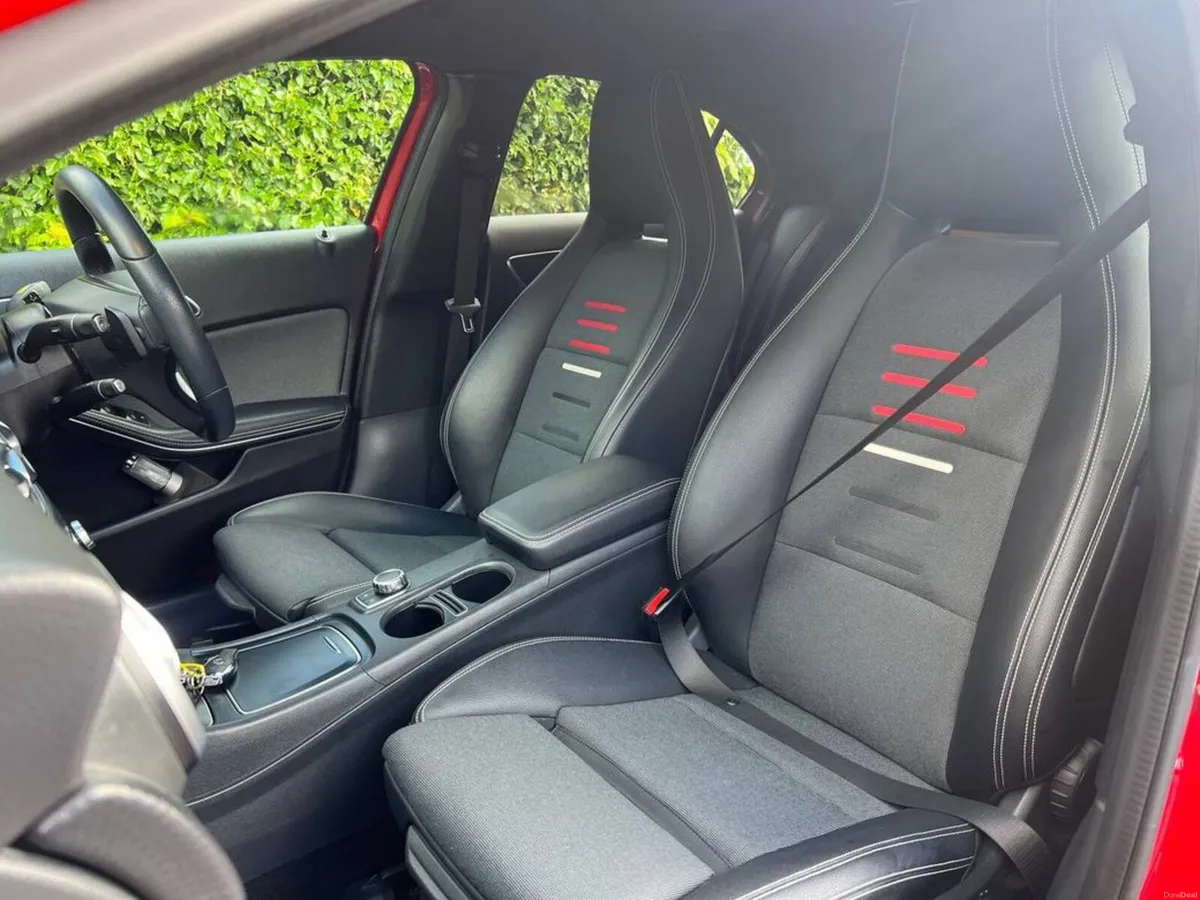 Mercedes-Benz A-Class A180 AMG-STYLE 1.6 AUTO // L - Image 6