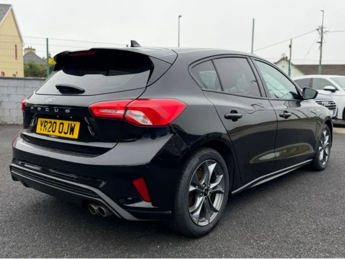 Ford Focus ST-LINE TDCI - Image 6