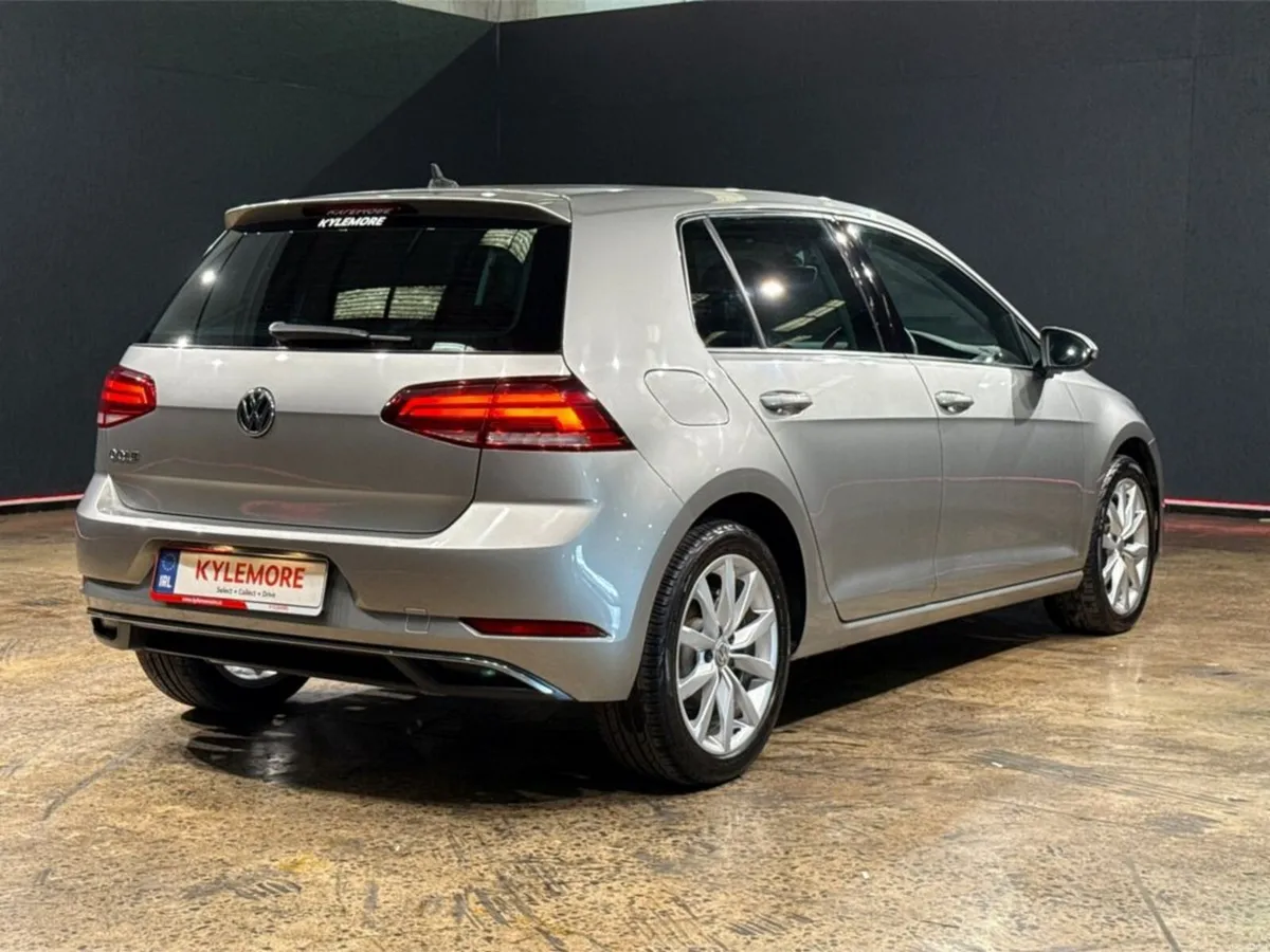 Volkswagen Golf 1.2 TSI COMFORT LINE AUTOMATIC TEC - Image 2