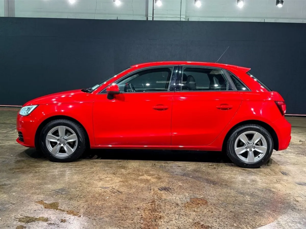 Audi A1 1.0 TFSI AUTOMATIC - FACTORY ALLOYS - PARK - Image 6