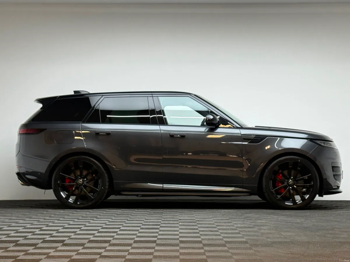 Land Rover Range Rover Sport DYNAMIC SE P460E *PAN - Image 4