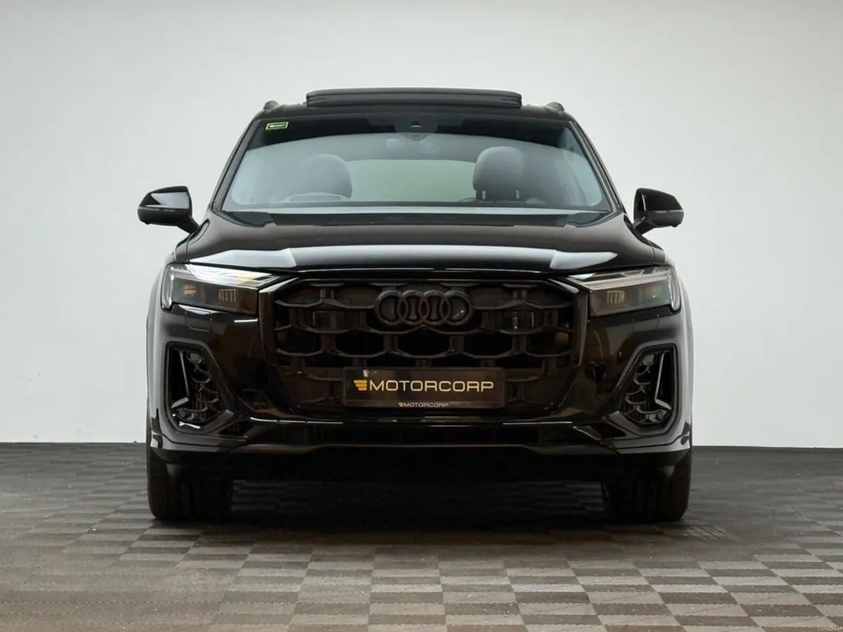 Audi Q7 S LINE BLK ED 55 TFSI E QUATTRO *PAN ROOF* - Image 2