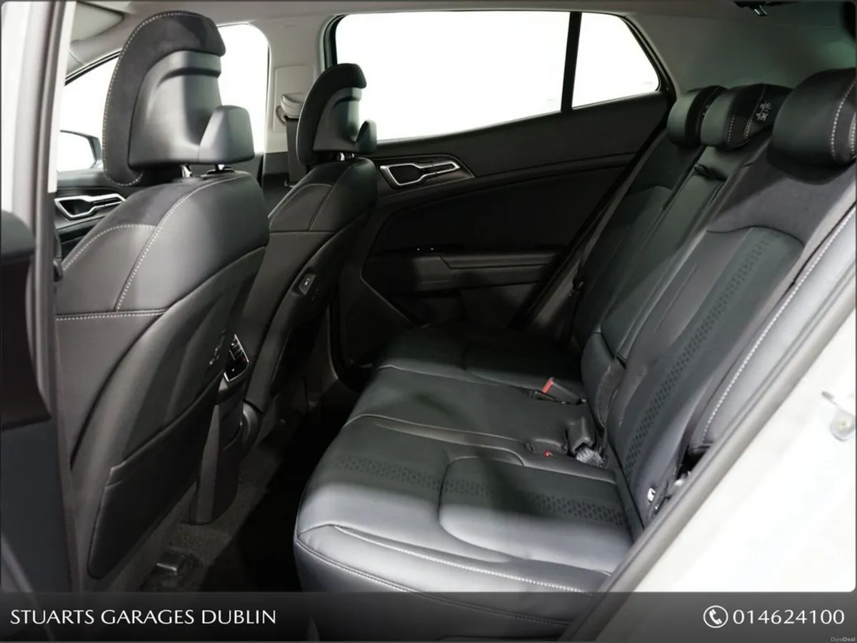 Kia Sportage PHEV **FACELIFTED MODEL WITH 0% FINAN - Image 5