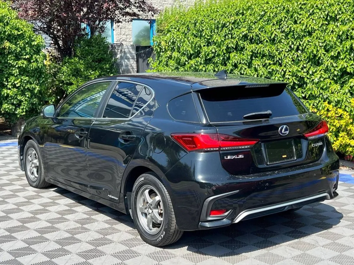 Lexus CT 1.8 HYBRID AUTO // SUEDE HEATED SEATS // - Image 5