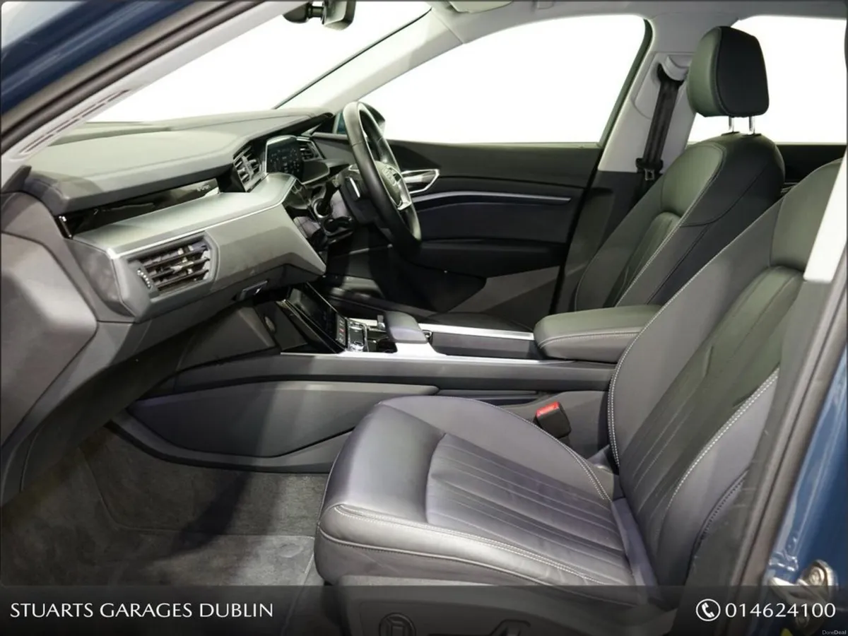Audi Q8 e-tron Q8 50 E-TRON QUATTRO SPORT: PLASMA - Image 3
