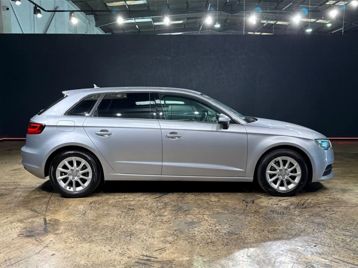 Audi A3 1.4 TSI AUTOMATIC - FACTORY ALLOYS - CRUIS - Image 2