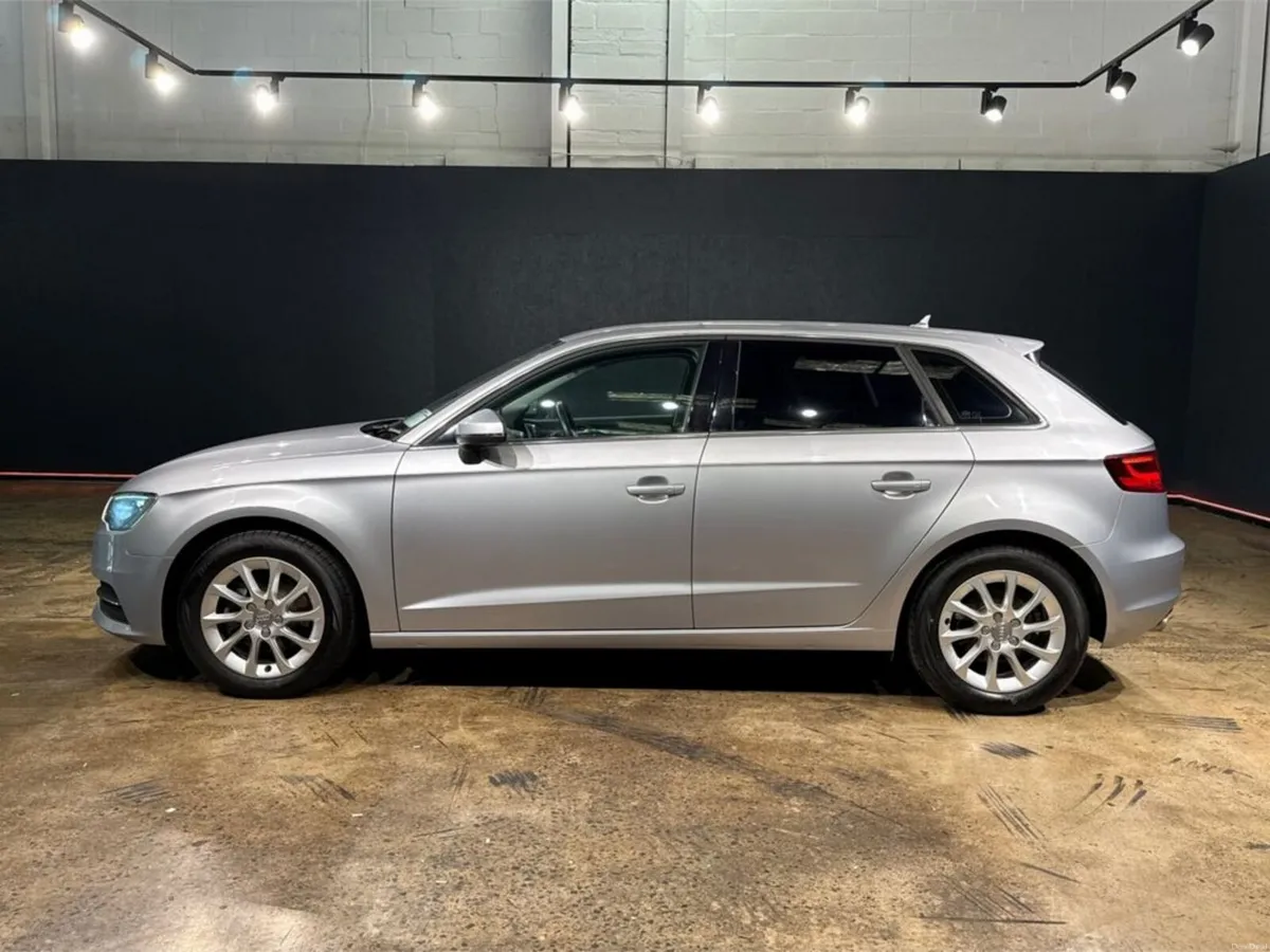 Audi A3 1.4 TSI AUTOMATIC - FACTORY ALLOYS - CRUIS - Image 6