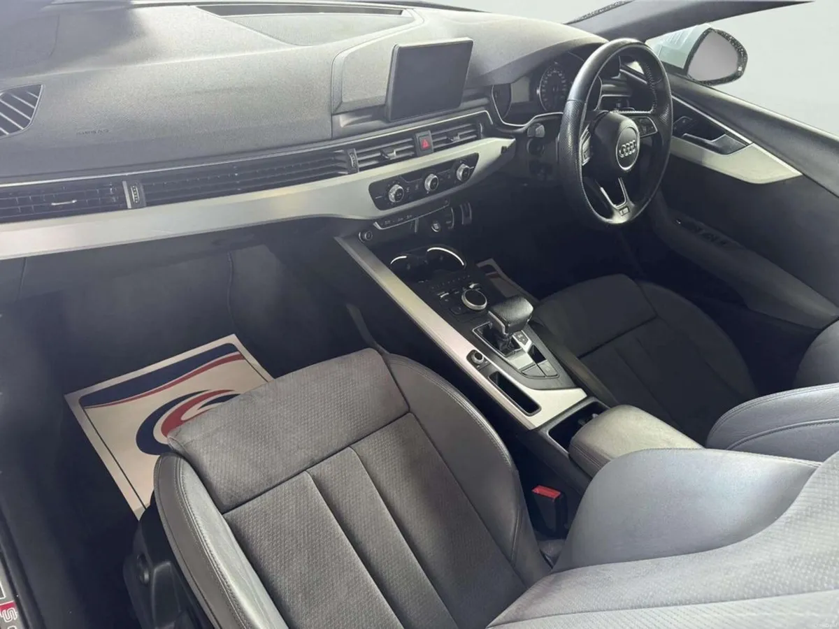 Audi A4 **3.0 TDI High Spec S-Line** 3.0 TDI 218BH - Image 6