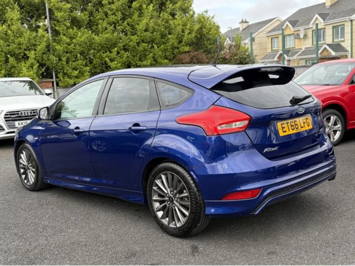 Ford Focus ST-LINE TDCI - Image 3
