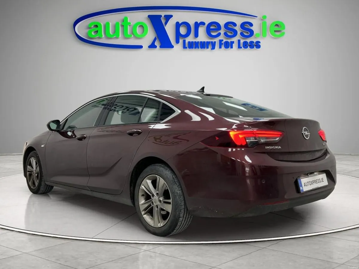 Opel Insignia 1.6 Grand Sport, Manual - Image 5