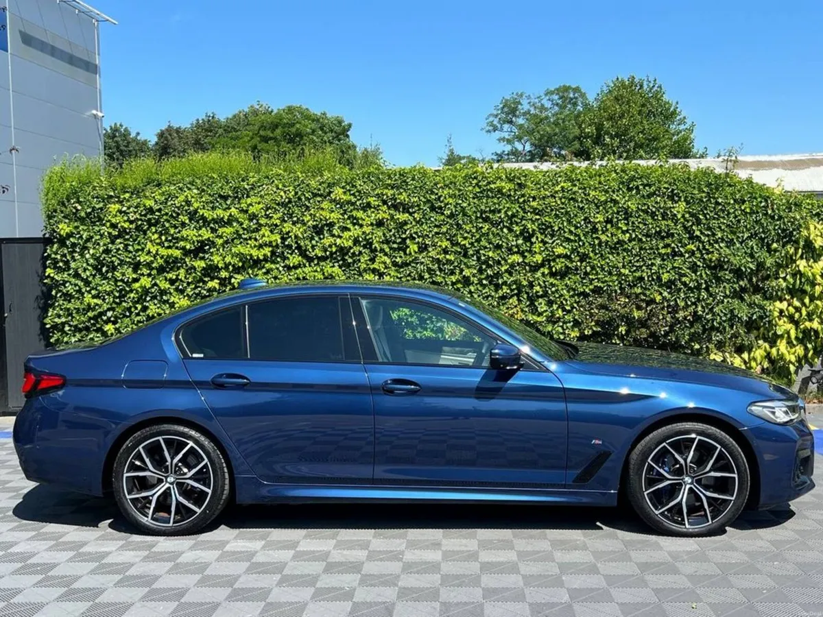 BMW 5-Series 530e LCI M-SPORT 2.0 HYBRID ** VERY L - Image 2