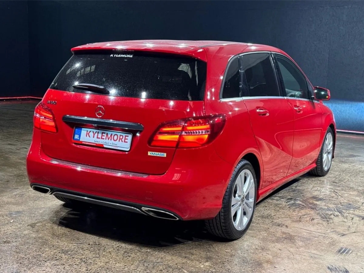 Mercedes-Benz B-Class 1.6 AUTOMATIC B180 - BLACK H - Image 4