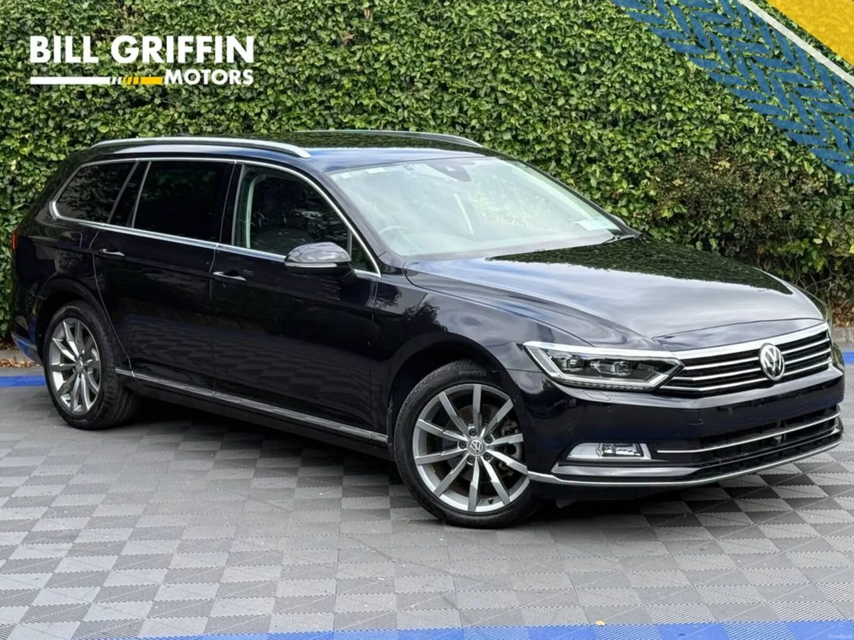 Volkswagen Passat HIGHLINE VARIANT 2.0 TDI AUTO // - Image 1