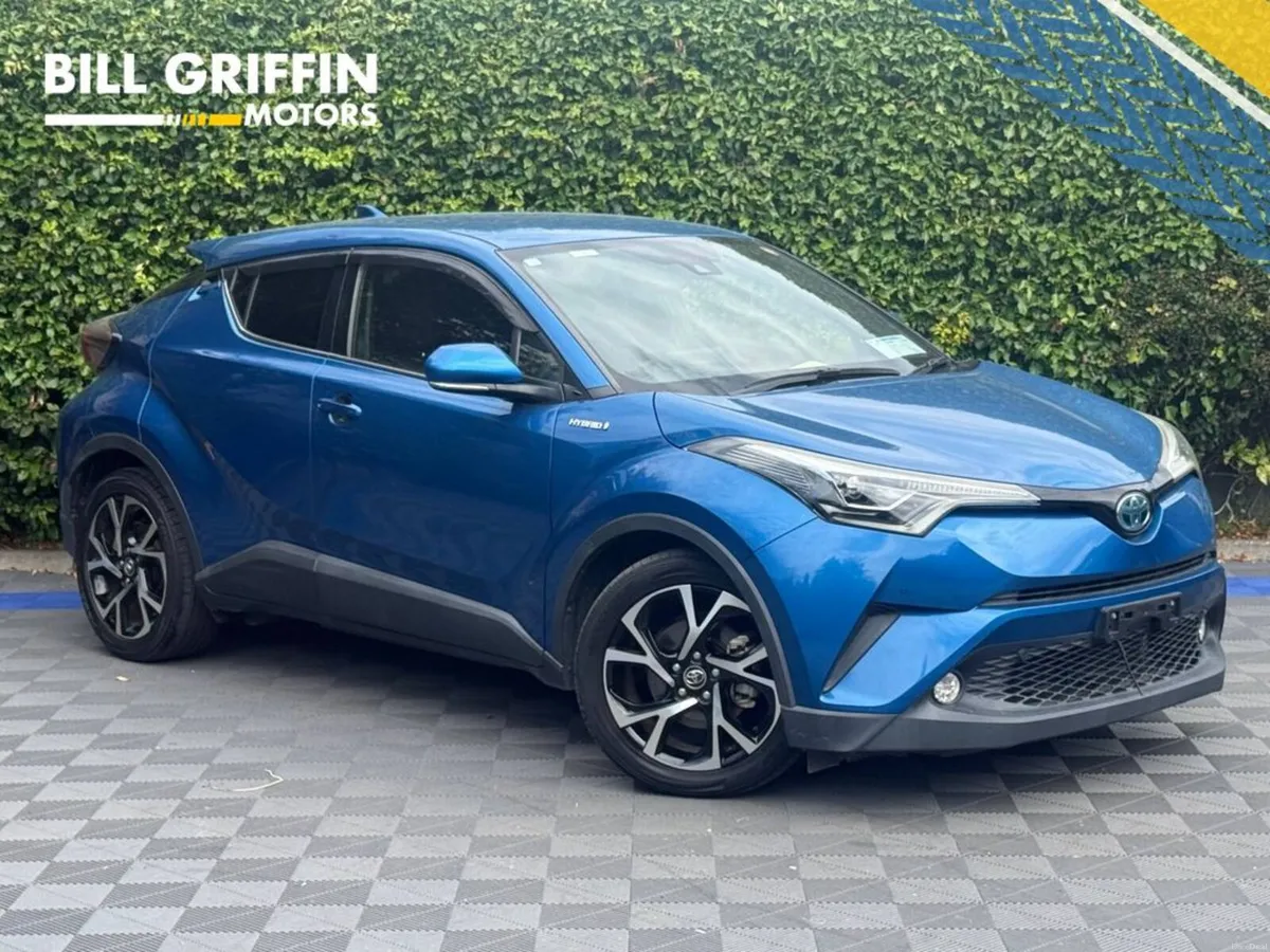 Toyota C-HR 1.8 HYBRID AUTO // HALF LEATHER SEATS - Image 1
