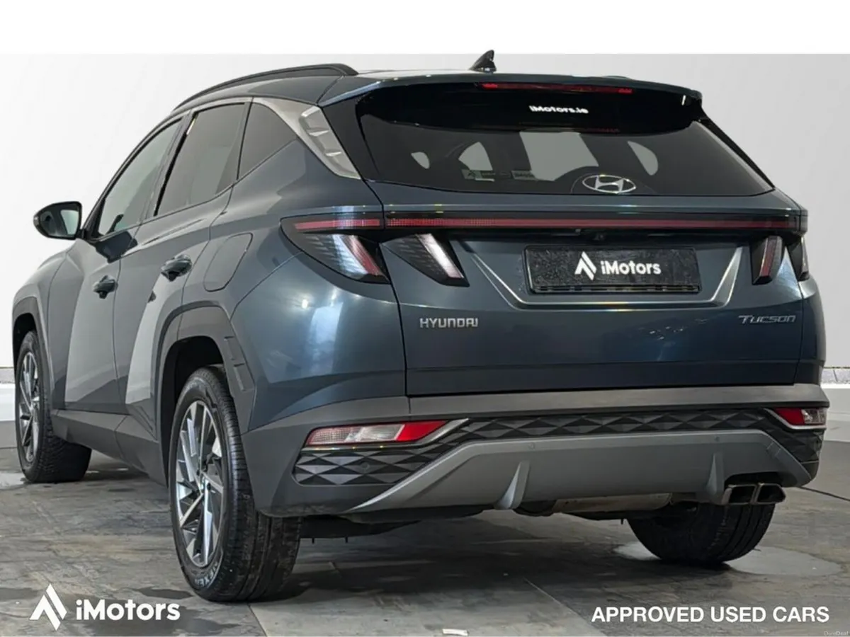Hyundai Tucson 2WD Executive Plus - Image 4