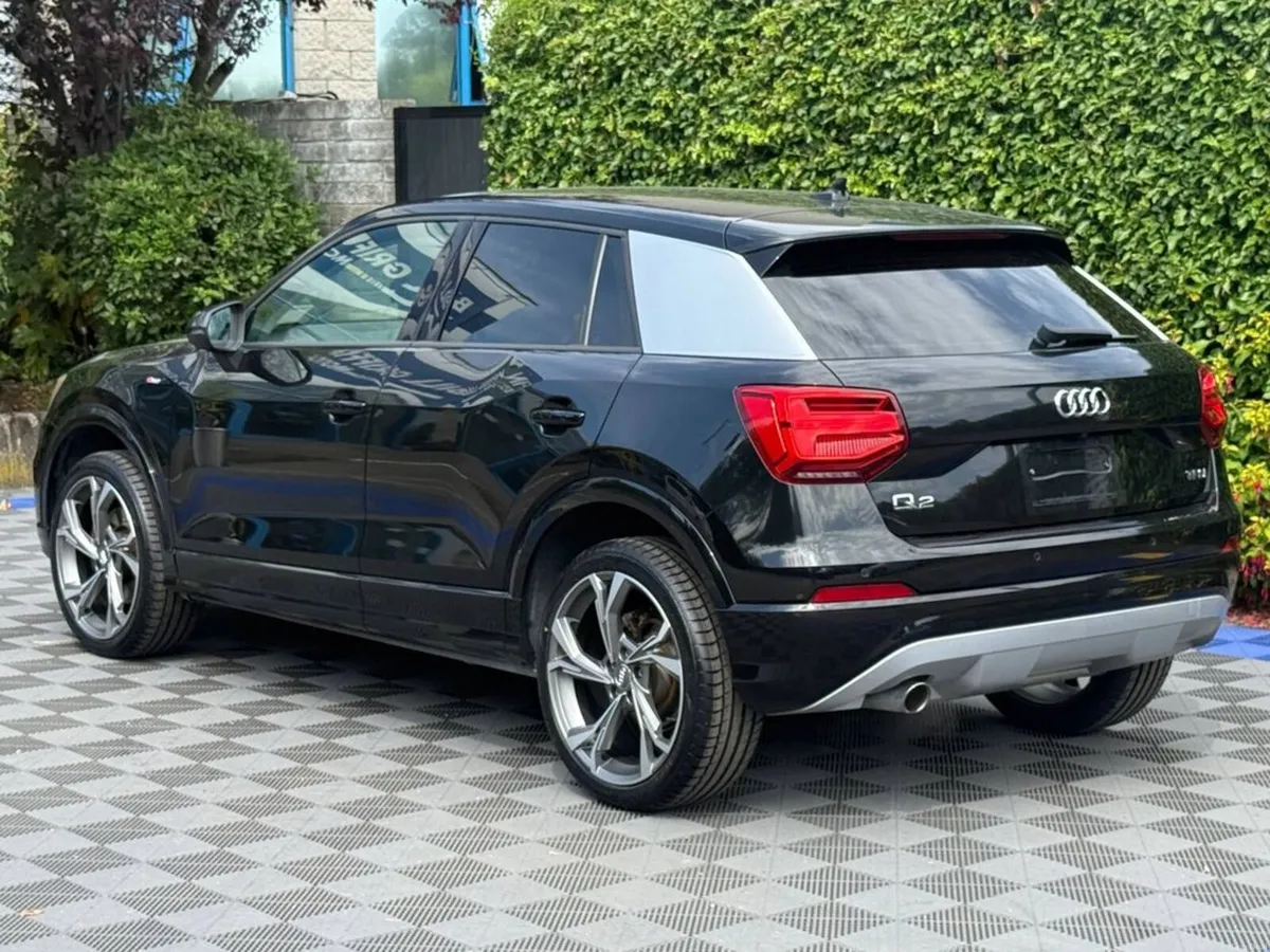 Audi Q2 SPORT S-LINE PACK 1.0 TFSI AUTO // REVERSE - Image 5