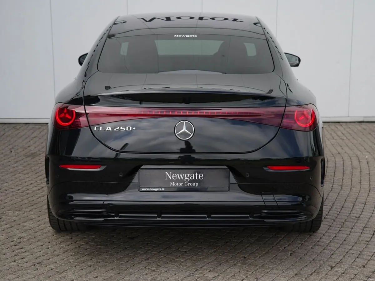 Mercedes-Benz CLA EQ 250PLUS AMG LINE PREMIUM ED - Image 6