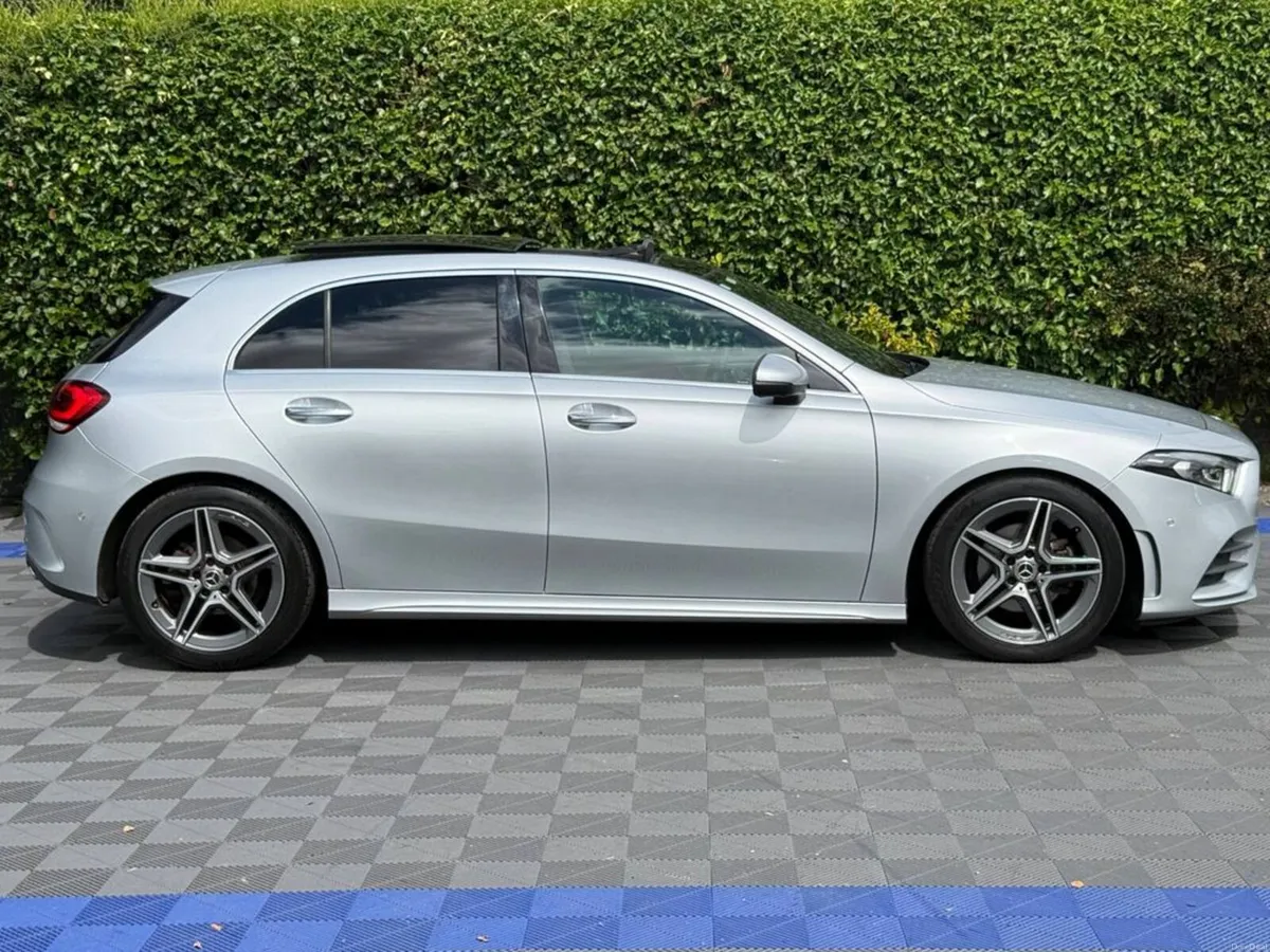 Mercedes-Benz A-Class A200d AMG-LINE PREMIUM PLUS - Image 3