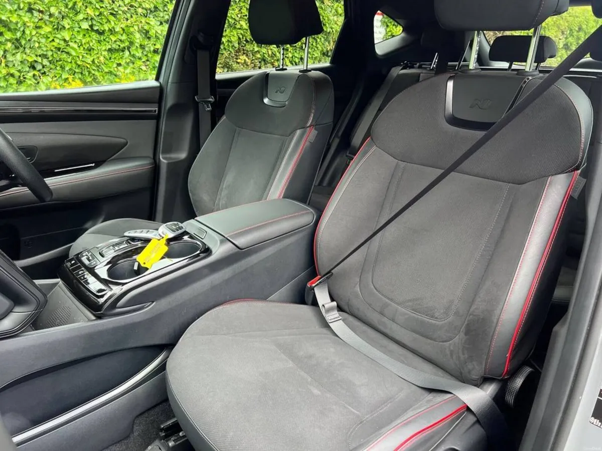 Hyundai Tucson N-LINE 1.6T-GDI HYBRID // DIGITAL C - Image 6