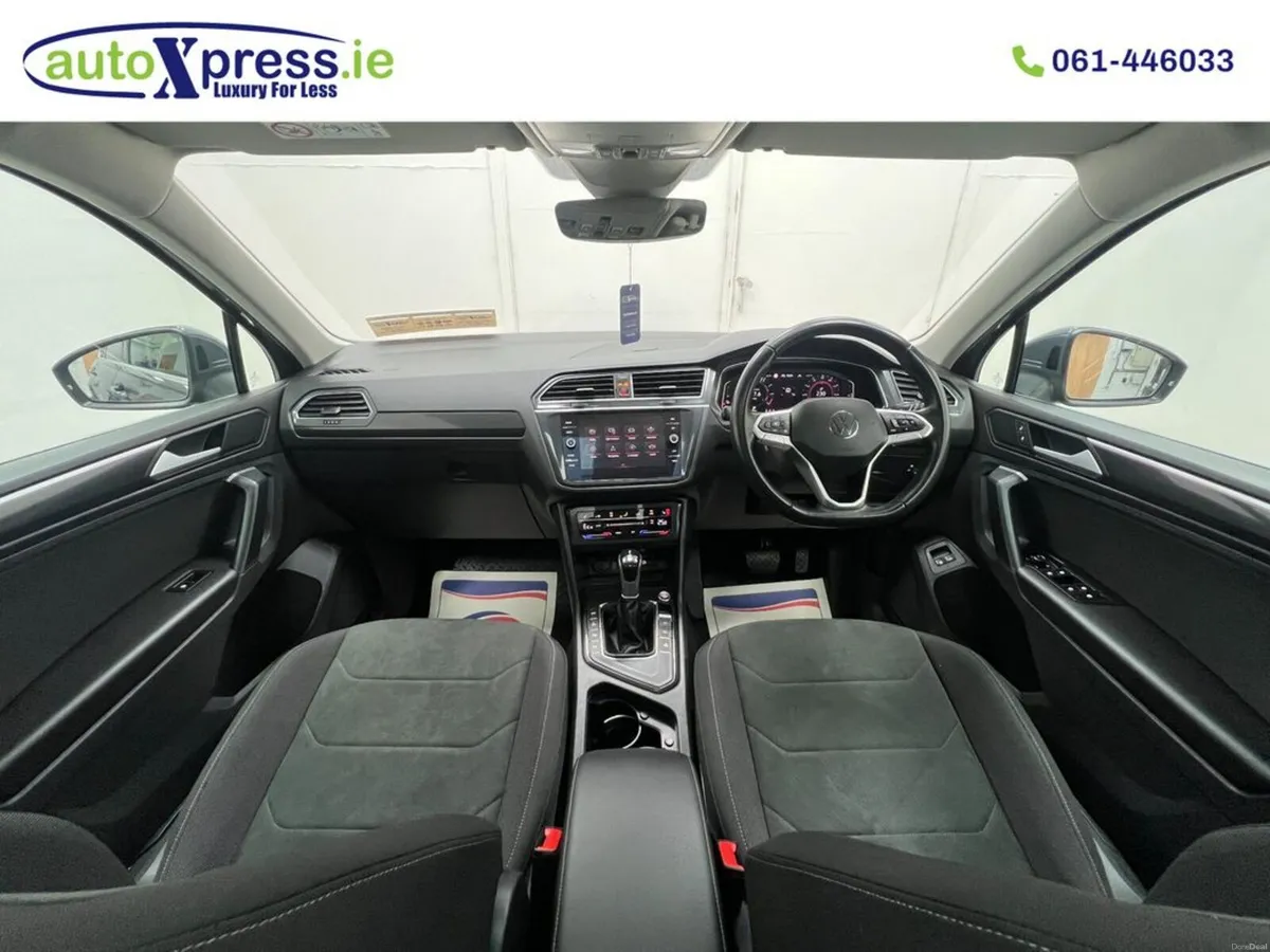 Volkswagen Tiguan 1.4 TSI PHEV Elegance - Image 5