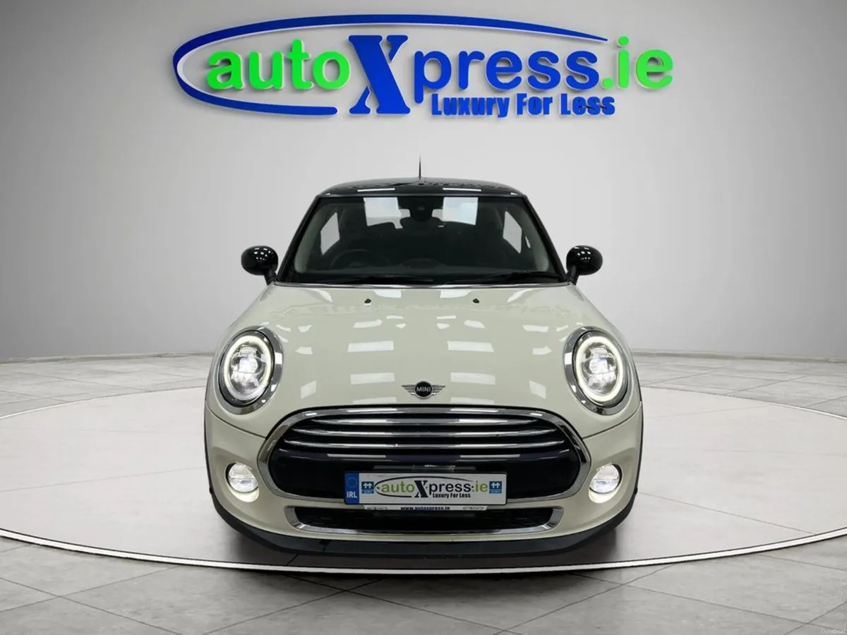 Mini Cooper 1.5 Automatic, Reversing camera, Low m - Image 3