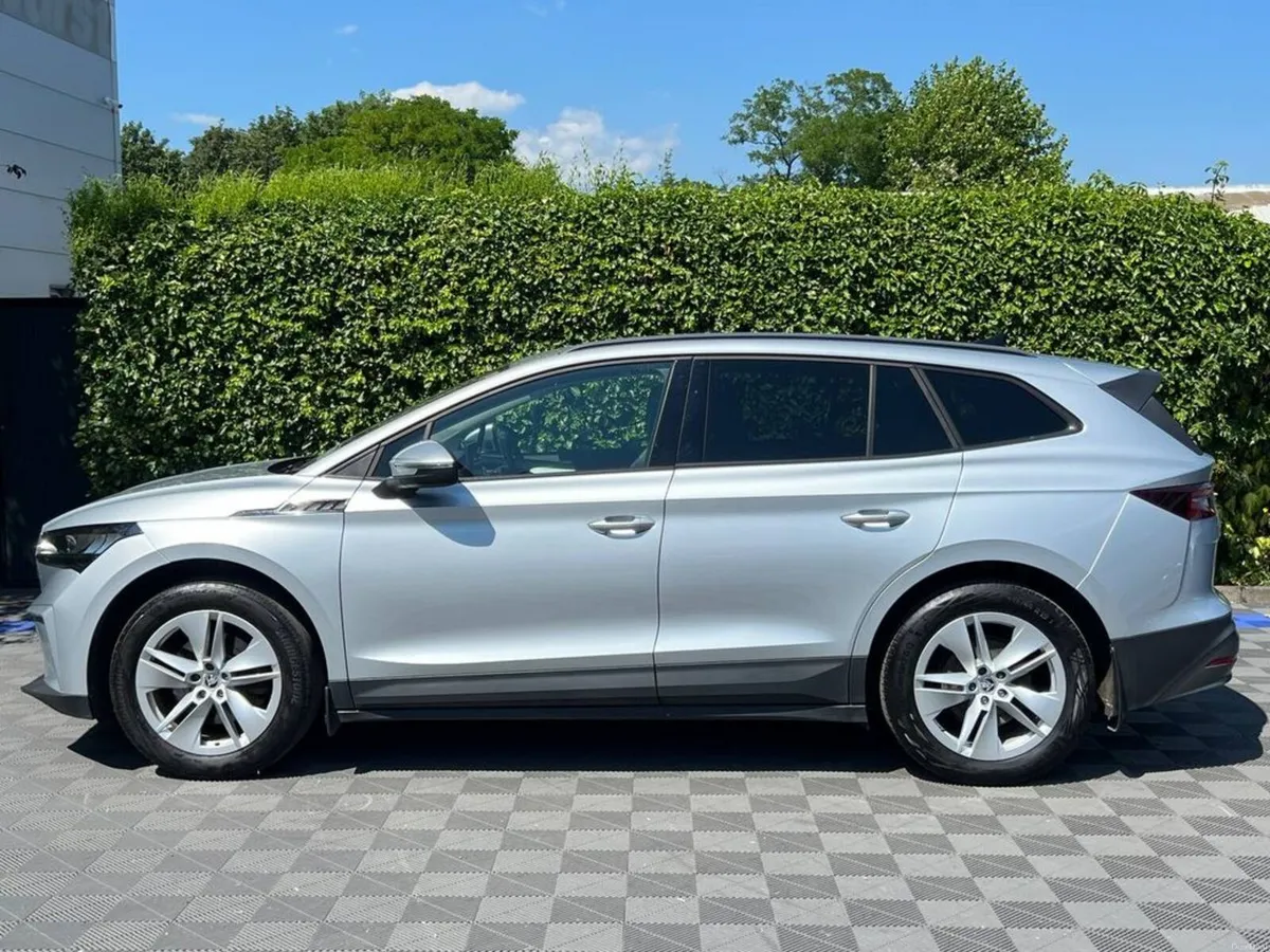 Skoda Enyaq IV 60 58KWH // APPLE CARPLAY/ANDROID A - Image 3