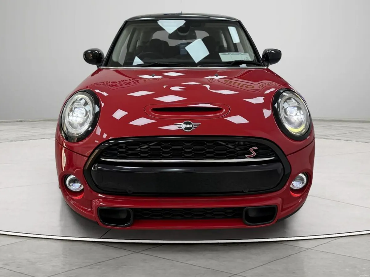 Mini Cooper D 2.0 Automatic, Reversing camera - Image 5