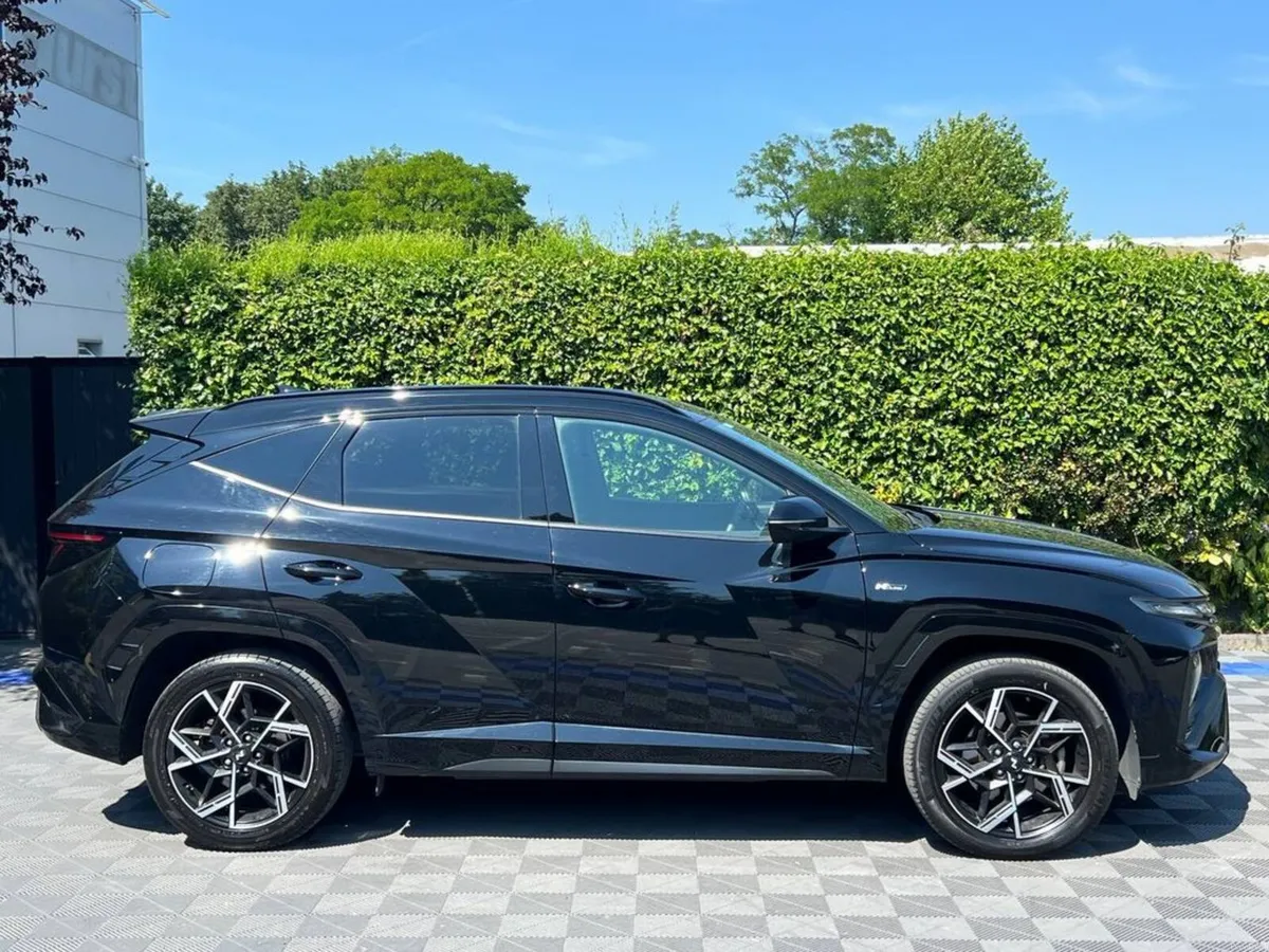 Hyundai Tucson N-LINE 1.6 T-GDI HYBRID // DIGITAL - Image 2