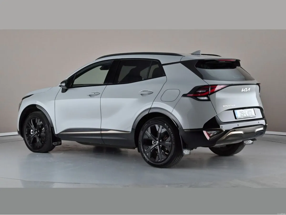Kia Sportage Anniversary Edition Plug-in Hybrid - Image 4