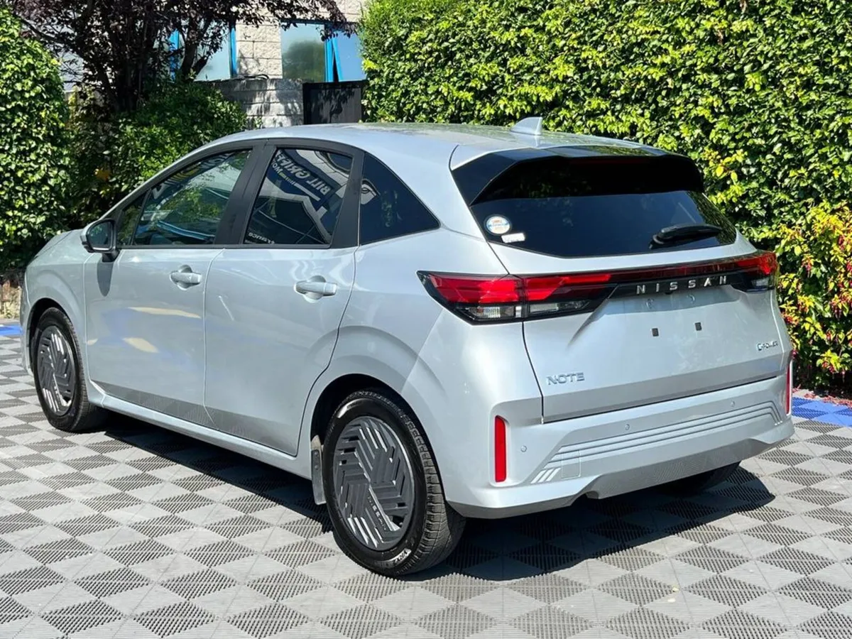 Nissan Note 1.2 HYBRID AUTO // APPLE CARPLAY // DI - Image 5