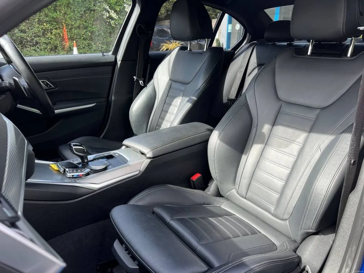 BMW 3-Series 330e M-SPORT COMPETITION 2.0 HYBRID / - Image 6