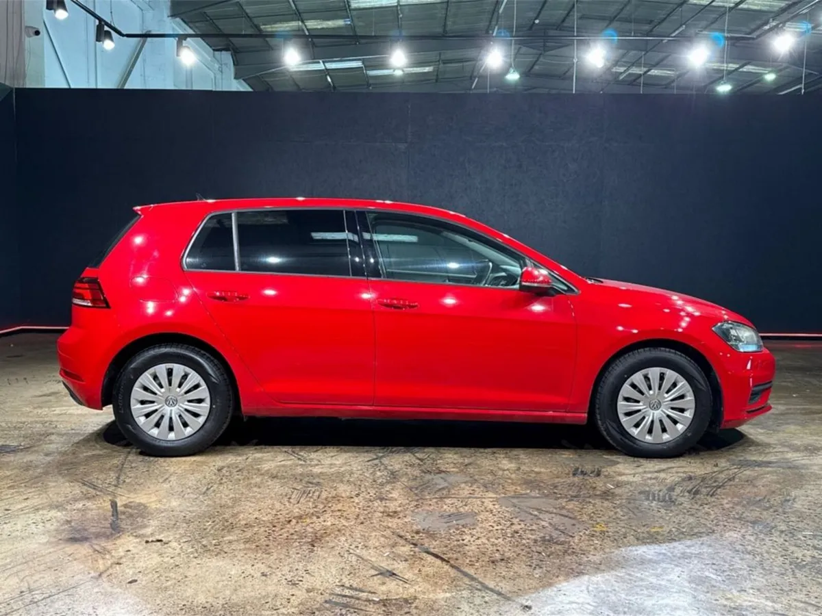Volkswagen Golf 1.2 TSI AUTOMATIC - A/C HEATING CO - Image 2