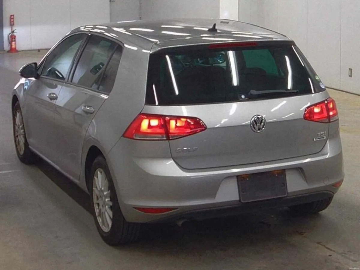 Volkswagen Golf 1.2 TSI COMFORT LINE - 16'' ALLOY - Image 2