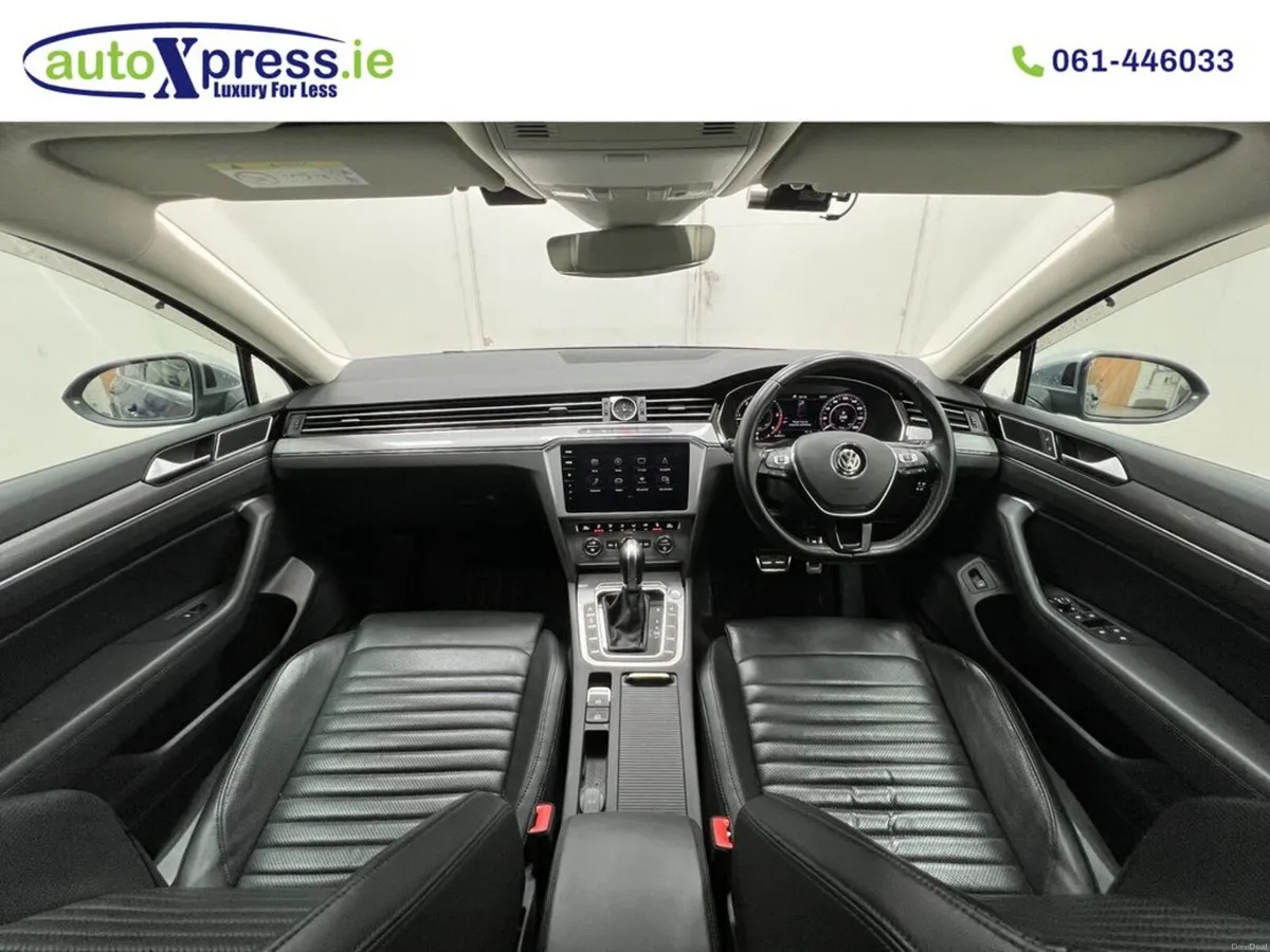 Volkswagen Passat ALLTRACK 4MOTION Automatic - Image 2