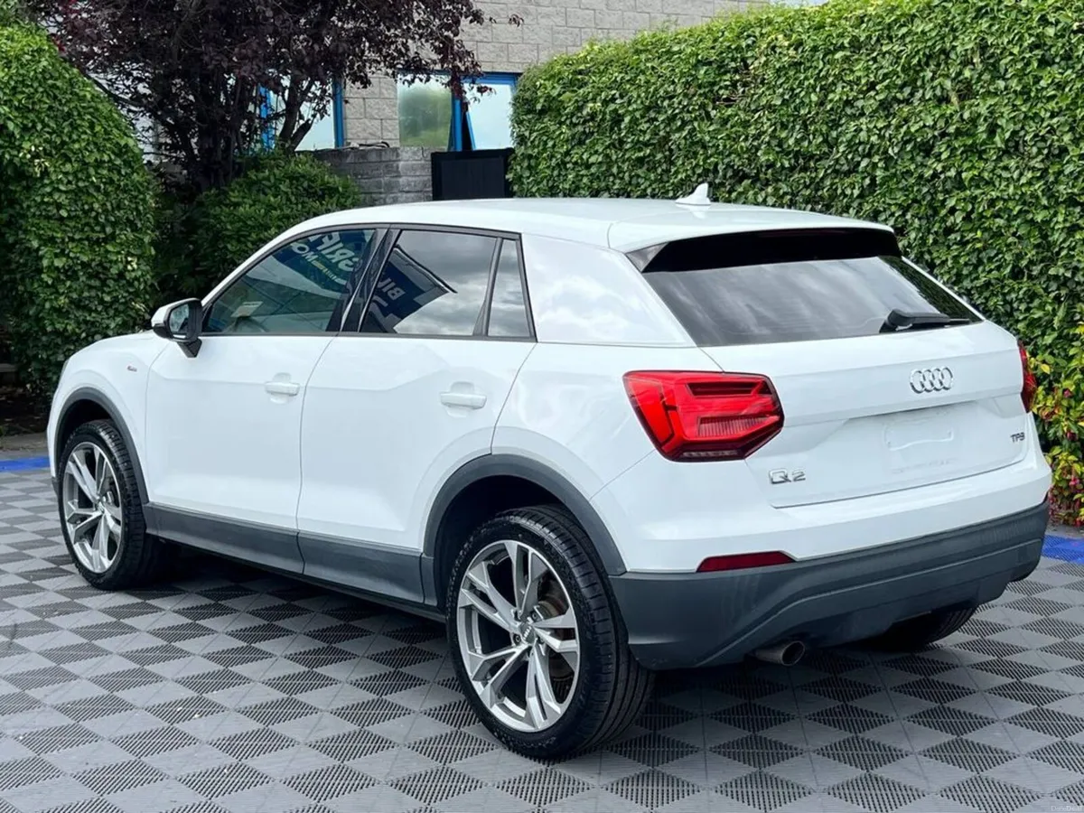 Audi Q2 S-LINE PACK 1.0 TFSI AUTO // APPLE CARPLAY - Image 5