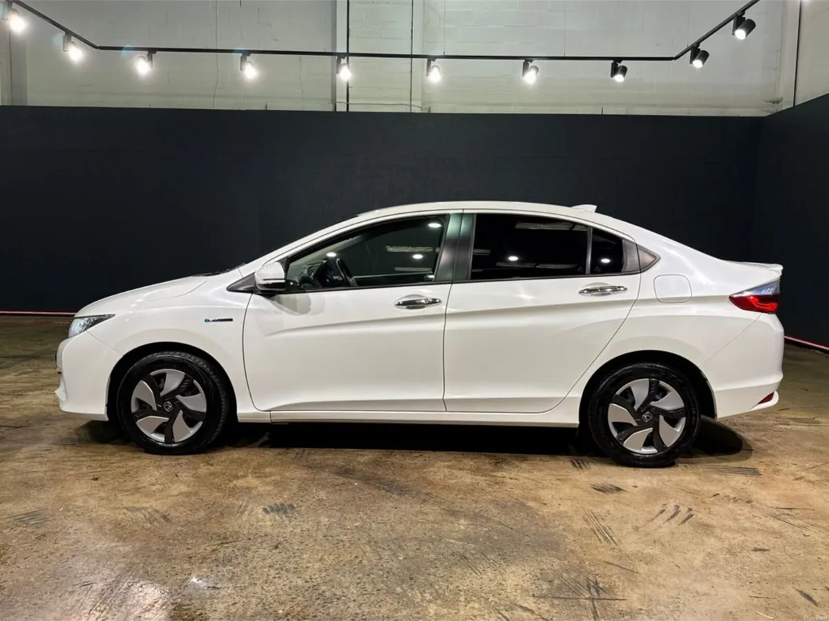 Honda Grace 1.5 HYBRID - CRUISE CONTROL - REAR CAM - Image 6
