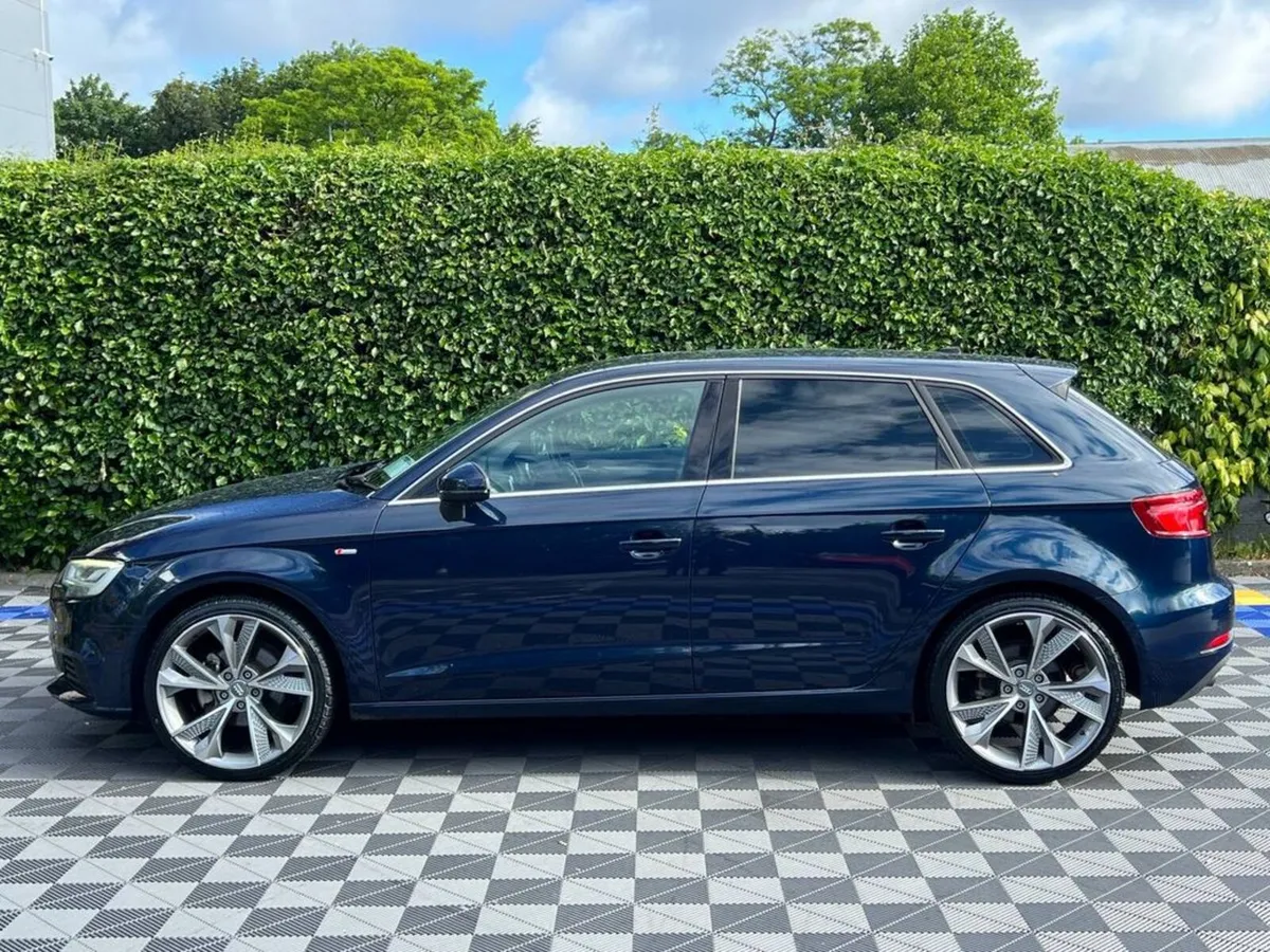 Audi A3 S-LINE PACK 1.4 TFSI AUTO // NEW 19" S-LIN - Image 3