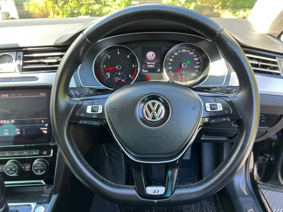 Volkswagen Passat HIGHLINE R-LINE PACK 2.0 TDI AUT - Image 4