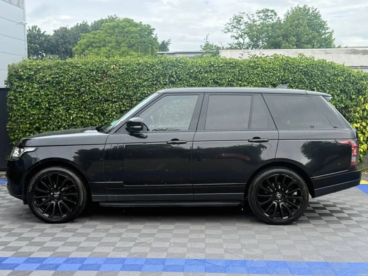 Land Rover Range Rover VOGUE 3.0 TDV6 AUTO // PANO - Image 4