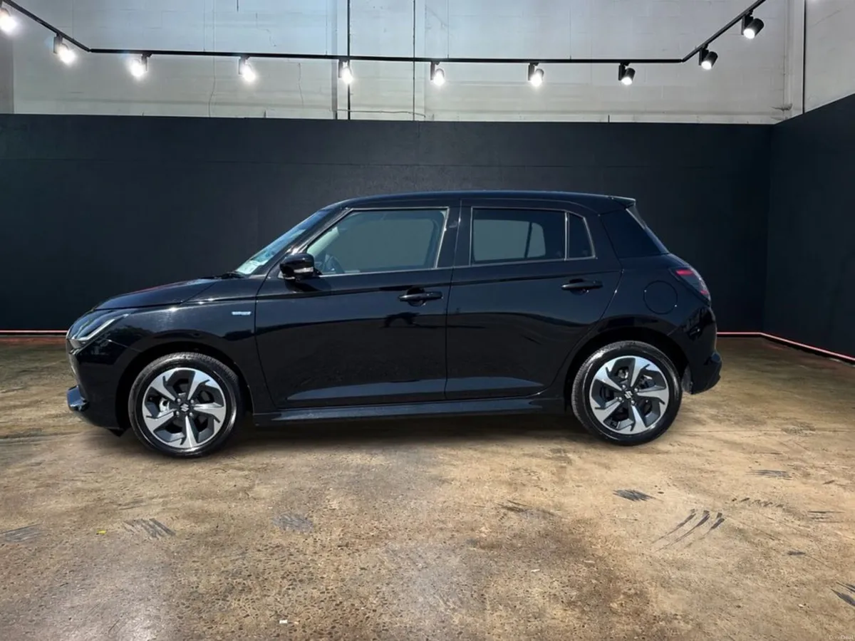 Suzuki Swift 1.2 HYBRID AUTOMATIC - MZ EDITION - U - Image 6